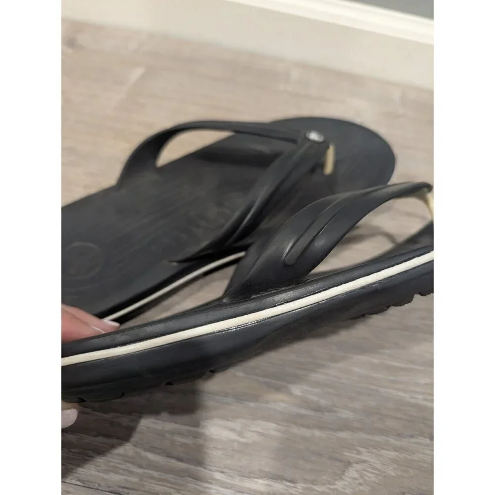 CROCS Black Leather rubber Thong Sandals Men’s Size 9 Women's Sz 11 Comfort